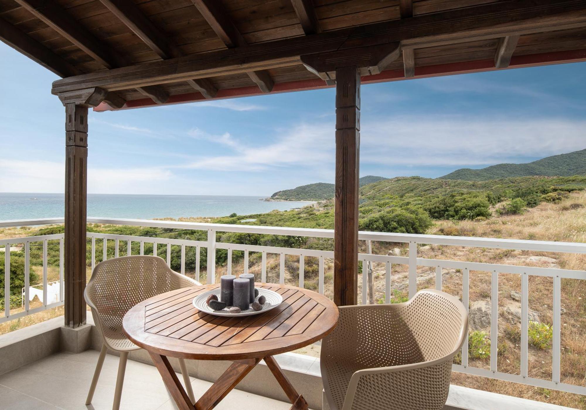 Erifili At Sarti Beach Apartments & Studios ภายนอก รูปภาพ