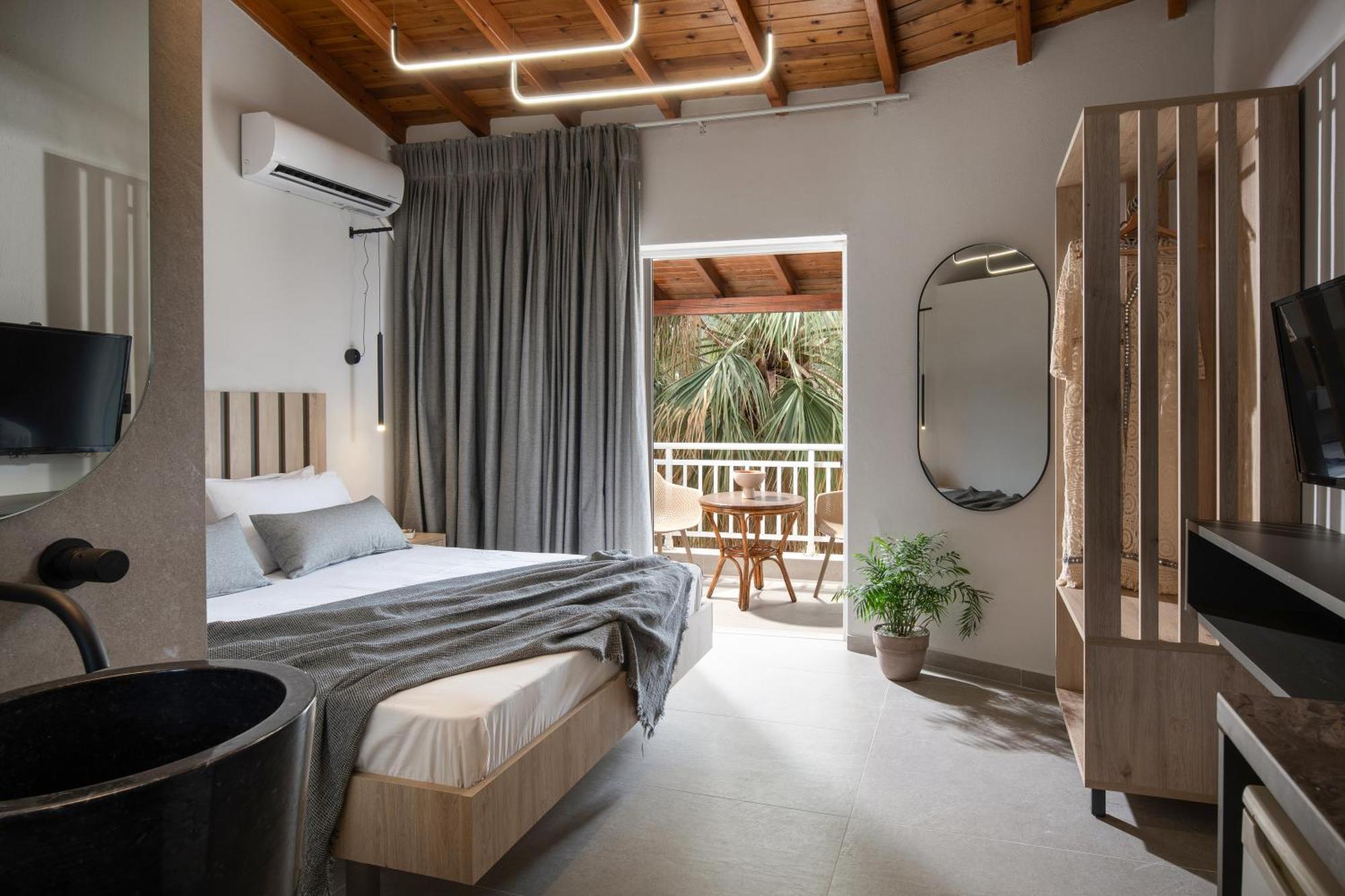 Erifili At Sarti Beach Apartments & Studios ภายนอก รูปภาพ