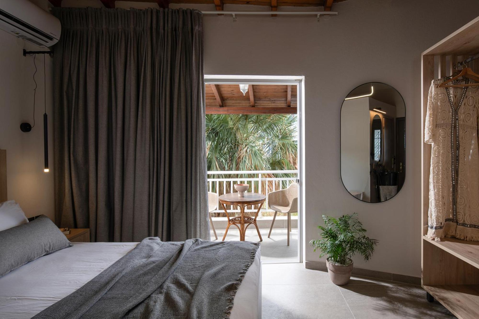 Erifili At Sarti Beach Apartments & Studios ภายนอก รูปภาพ