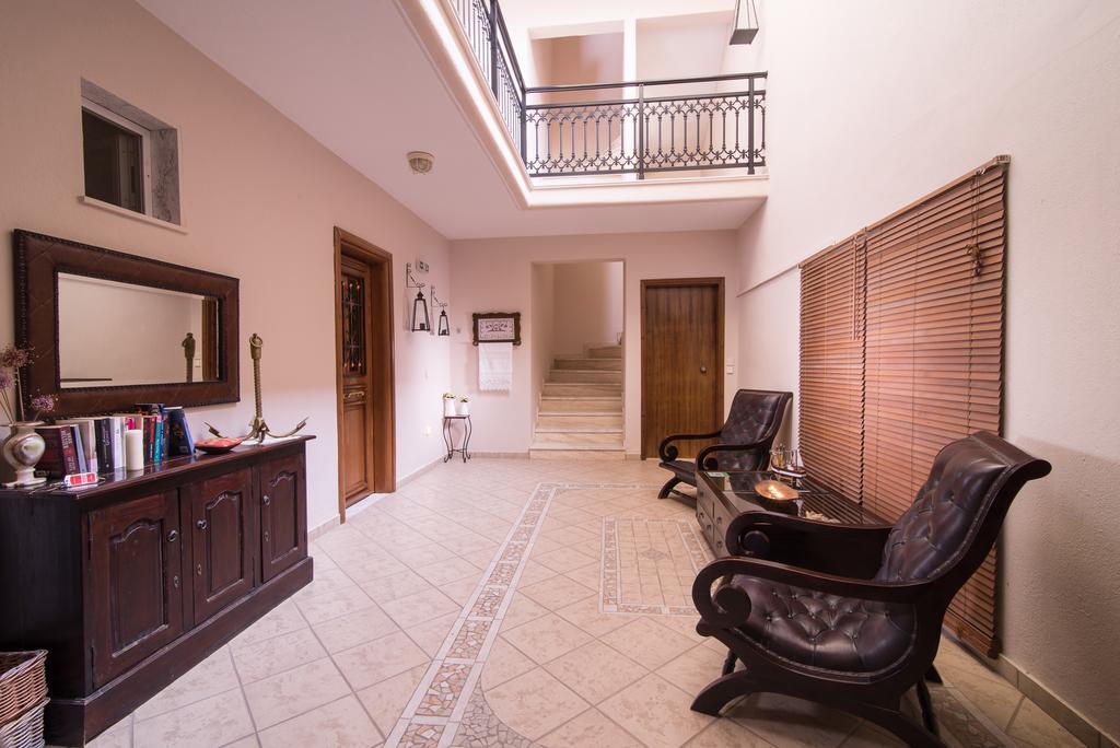 Erifili At Sarti Beach Apartments & Studios ภายนอก รูปภาพ