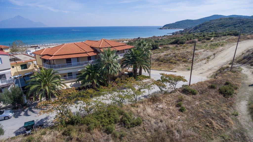 Erifili At Sarti Beach Apartments & Studios ภายนอก รูปภาพ